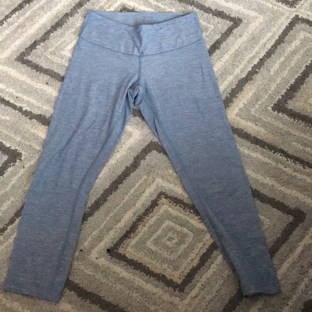 Small light blue lululemon leggings, never worn!